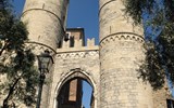 Milano, Turín, Janov a Cinque Terre letecky a rychlovlakem - Itálie, Ligurie, Janov, Porta Soprana, východní brána do města, 1155
