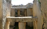 Poznávací zájezd - Malta - Malta - Mnajdra - megalitické stavby z období asi 2400-2200 př.n.l.