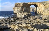 Malta, srdce Středomoří - Malta - Dweira Bay, skalní brána Modré okno, symbol ostrova Gozo