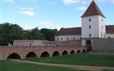 Termální lázně Bük, Sárvár a římské slavnosti - Maďarsko - Zadunají - Sarvár, Blatný hrad, postaven v 13.stol, vlastněn hraběnkou Báthoryovou (Čachtická paní)