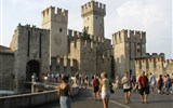 Poznávací zájezd - Dolomity - Itálie - Sirmione - městské hradby a hlavní brána