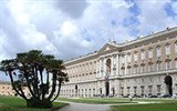 Poznávací zájezd - Neapolský záliv - Itálie - Caserta - královská zámek postavený neapolskými Bourbony v letech 1752-80, baroko