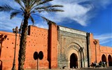 Maroko, poznávací cesta - Maroko - Marrakesh - městské hradby s bránou