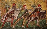 Poznávací zájezd - Severní Itálie - Itálie - Ravenna - bazilika Sant´Apolllinare Nuovo, mozaika tří králů