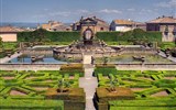 Zahrady krajů Lazio a Toskánsko, Den květin ve Viterbu - Itálie - Bagnaia - zahrady Villy Lante vytvořené pro kardinála Gambaru, renesanční, konec 16.století