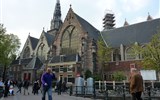 Příroda, památky UNESCO a tradice zemí Beneluxu - Holandsko - Amsterdam, Oude Kerk, z 13.stol, přestavován 1330-1571