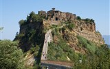 Poznávací zájezd - Lazio - Itálie - Lazio - Civita di Bagnoregio, za Etrusků žádné problémy s erozí nebyly, pak přišel středověk
