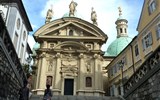 Štýrsko, zážitkový víkend mnoha nej s termály - Rakousko - Štýrsko - Graz, Katharinenkirche, vpravo kopule mauzolea Ferdinanda II., 1614-40