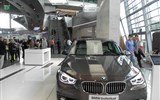 Mnichov a Velká galerijní noc - Německo - Mnichov - BMW Welt nabízí i pohled na poslední modely firmy