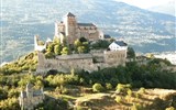 Ochutnávka Švýcarska s termály a turistikou - Švýcarsko - hrad v Sionu