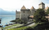Ochutnávka Švýcarska s termály a turistikou - Švýcarsko - vodní hrad Chillon nad Ženevským jezerem