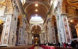 Poznávací zájezd - Vatikán - Itálie - Řím - bazilika sv.Petra, vrcholná renesance, 1506-1626, stojí nad údajným hrobem sv.Petra