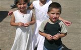Tureckým Kurdistánem - kolem jezera Van a Istanbul - Turecko - a spousty dětí se hned seběhnou