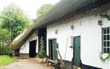 Belgické Valonsko - Belgie - Bokrijk, farma z Helchteru, 1815, dlouhý obytný dům