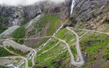 Velký okruh Norskem, Lofoty a Vesteråly 2019 - Norsko - Trollstigen, v dnešní podobě vybudována 1930-6, otevřena králem Haakonem II. 31.6. 1936