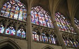 Champagne, UNESCO, víno, katedrály a slavnost Médievales 2019 - Francie - Champagne - Troyes, katedrála 1.500 m2 vitráží z 13.-19.století.