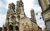 Pikardie, toulky v Ardenách, koupání v La Manche - Francie - Pikardie - Laon, katedrála Notre Dame, 1155-1235, ranně gotická, postavena podle vzoru Saint Denis a sloužila jako vzor pro Chartres