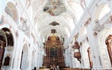 Švýcarský advent a slavnost Klausjagen 2018 - Švýcarsko - Lucern - Jesuitenkirche, 1666-77 podle plánů H.Meyera a Ch.Voglera, oba jezuité