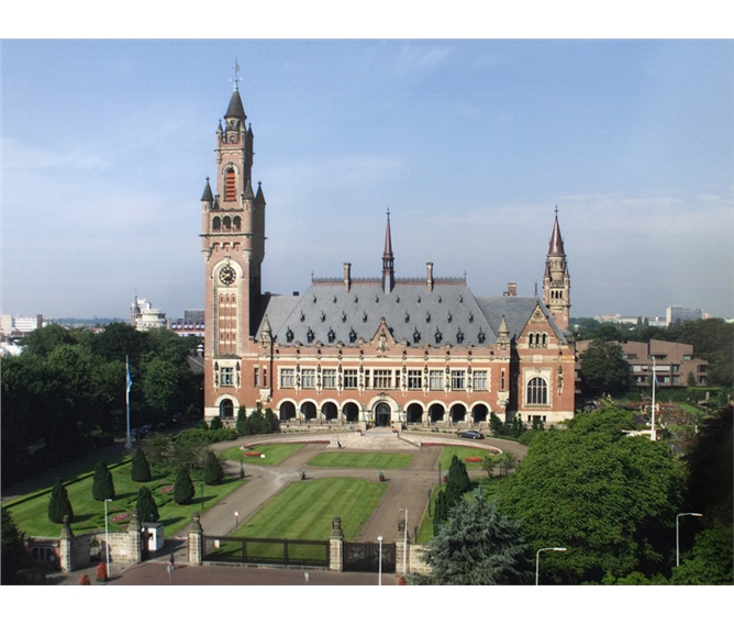 Rotterdam, město přístavů, Van Gogh a jiřinkové korzo - největší na světě - Holandsko - Haag - Vredespaleis, sídlo Mezinárodního soudního dvora OSN, 1907-13 (Wiki-free)