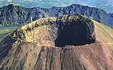 Perly a ostrovy jižní Itálie - Itálie - Vesuv - vrchol sopečného kráteru