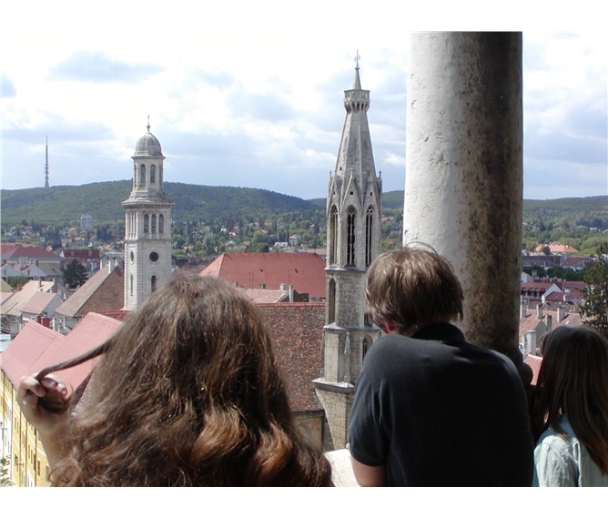 Termály Zalakaros a prázdniny u Balatonu - Maďarsko - Šoproň - pohled na historické centrum města z 60 m vysoké věže