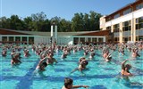 Karneval Busojárás v Moháči, termální lázně Harkány - Maďarsko - Harkány - termální lázně, cvičení v bazénu