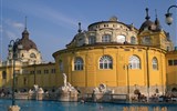 Budapest, Mosonmagyaróvár, termální lázně, výstava Rembrandt - Maďarsko - Budapešť -  termální lázně Szechényi, secesní stavba moderně renovovaná