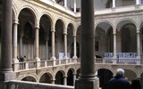 Sicílie, pobyty 55+ - Itálie, Sicílie, Palermo, Palazzo Reale, arkády