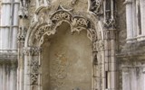 Lisabon, královská sídla a krásy pobřeží Atlantiku - Portugalsko, Lisabon, náhrobek