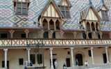 Beaujolais a Burgundsko, slavnost vína a kláštery - Francie - Burgundsko - Beaune, historický hospic