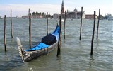 Benátky, ostrovy La Biennale di Venezia 2019 - Itálie, Benátky, gondoly a San Giorgio Maggiore