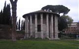 Poznávací zájezd - Řím - Itálie - Řím a okolí - Herkulův chrám, jedna z nejstarších římských mramorových staveb
