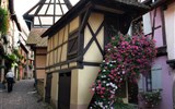 POZNÁVACÍ ZÁJEZDY - Francie - Alsasko - Eguisheim - nejmenší dům ve městečku