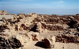 Poznávací zájezd - Jordánsko - Jordánsko - Mrtvé moře, nejníže položené odkryté místo na zemském povrchu, bezodtoké slané jezero ležící 420 metrů pod hladinou oceánů