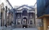 Poznávací zájezd - Chorvatsko - Chorvatsko - Split - Diokleciánův palác, postaven 305 n.l. pro římského císaře Diokleciána