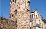 Poznávací zájezd - Alsasko - Francie - Alsasko - Obernai, zbytky hradeb z roku 1298, původně 1,5 km a 30 věží