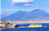 Poznávací zájezd - Jižní Itálie - Itálie - Neapolský záliv s Vesuvem v pozadí