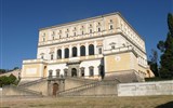 Poznávací zájezd - Lazio - Itálie - Lazio - Caprarola, Palazzo Farnese, architekt G.Barrozi da Vignola, 1556-75