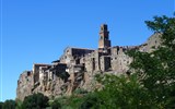 Jižní Toskánsko a kraj Etrusků Lazio - Itálie - Lazio - Pitigliano, středověké město na vysokém skalním ostrohu