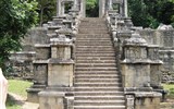 Poznávací zájezd - Srí Lanka - Sri Lanka - Yapahuwa, kamenné schodiště ze silimanitické ruly