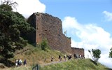 Poznávací zájezd - Auvergne - Francie - Auvergne - zřícenina hradu Murol, 12.století, rozšířen ve 14.st.