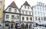 Advent ve Štýrsku a v Salcburku s čerty - Rakousko - Steyr, Stadtplatz, jeden dům hezčí než druhý