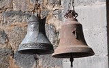 Poznávací zájezd - Gruzie - Gruzie - osamělý zvuk kostelních zvonků volá k modlidbě