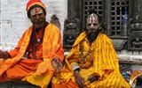 Poznávací zájezd - Nepál - Nepál - Pashupatinath - chrámoví kněží (UNESCO) (Wiki-McKay)