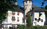 Ochutnávka Švýcarska s termály a turistikou 2020 - Švýcarsko - Sierre - tvrz Villa, 1530-45, rod de Preux, muzeum vína