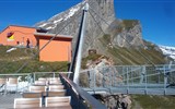 Ochutnávka Švýcarska s termály a turistikou - Švýcarsko - Gemmi - vyhlídková plošina a pod vámi 300 m prázdno