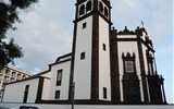 Azorské ostrovy, San Miguele a Terceira 2019 - Portugalsko - Azory - Igreja de São Pedro, původní 1418, přestavěn před 1645
