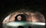 Krásy Vídeňského lesa, jeskyně, soutěsky a slavnost vína Požitkářská míle 2020 - Rakousko - Seegrotte - tichá vodní hladina