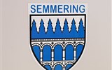 Semmering - dráha UNESCO, vlak Salamander, termály a čokoládový ráj 2020 - Rakousko - Semmering, i erb městečka ukazuje úzké spojení s železnicí (foto A.Frčková)