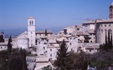 Poznávací zájezd - Umbrie - Itálie - Umbrie - Assisi, gotický kostel San Francesco, vlastně 2 kostely nad sebou, 1228-1253